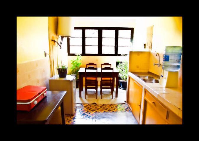 A La Maison La Paz Rum bild